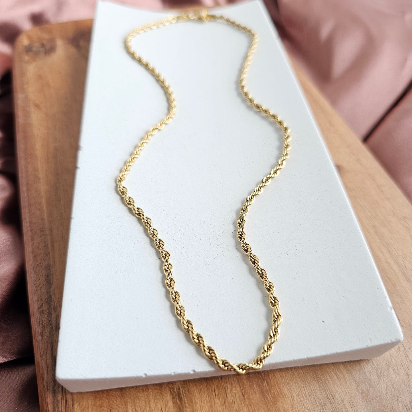 Luxe Gold Rope Chain - 20"