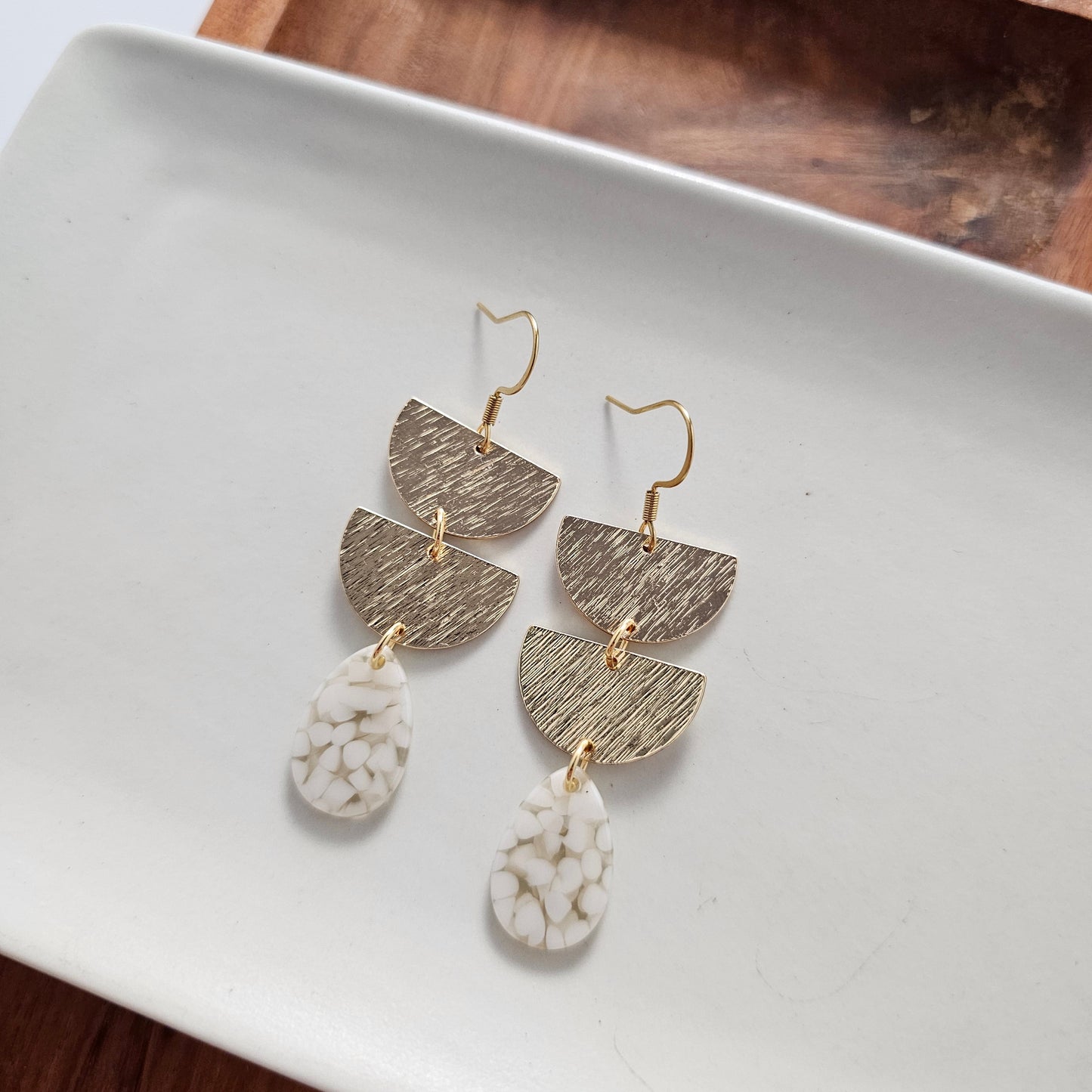 Aria Earrings - Pebble