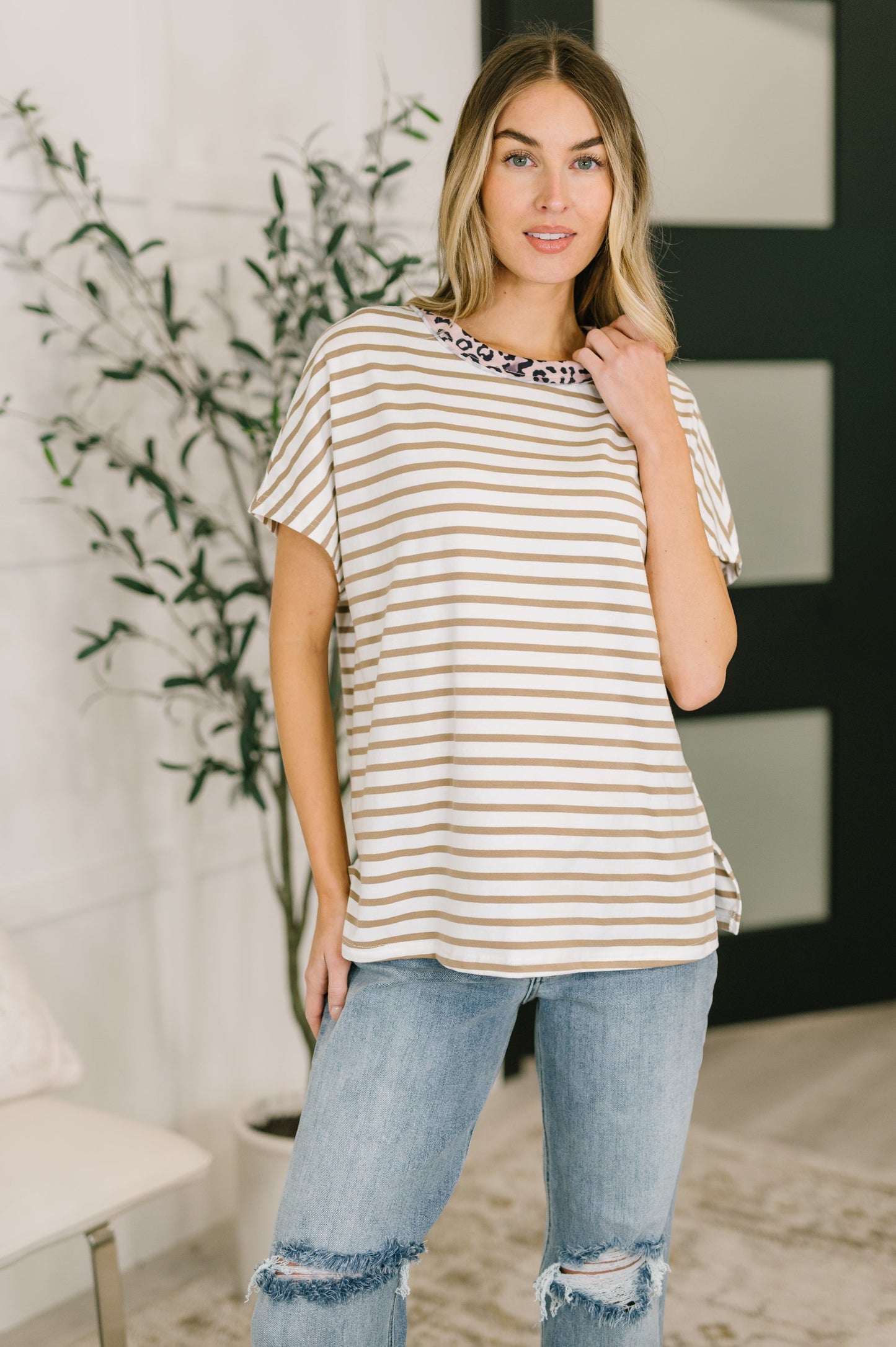 I Think I'm in Love Round Neck Loose Tee in Khaki Leopard