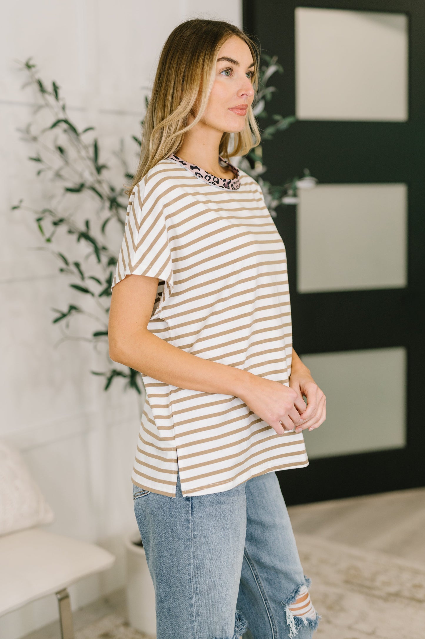 I Think I'm in Love Round Neck Loose Tee in Khaki Leopard