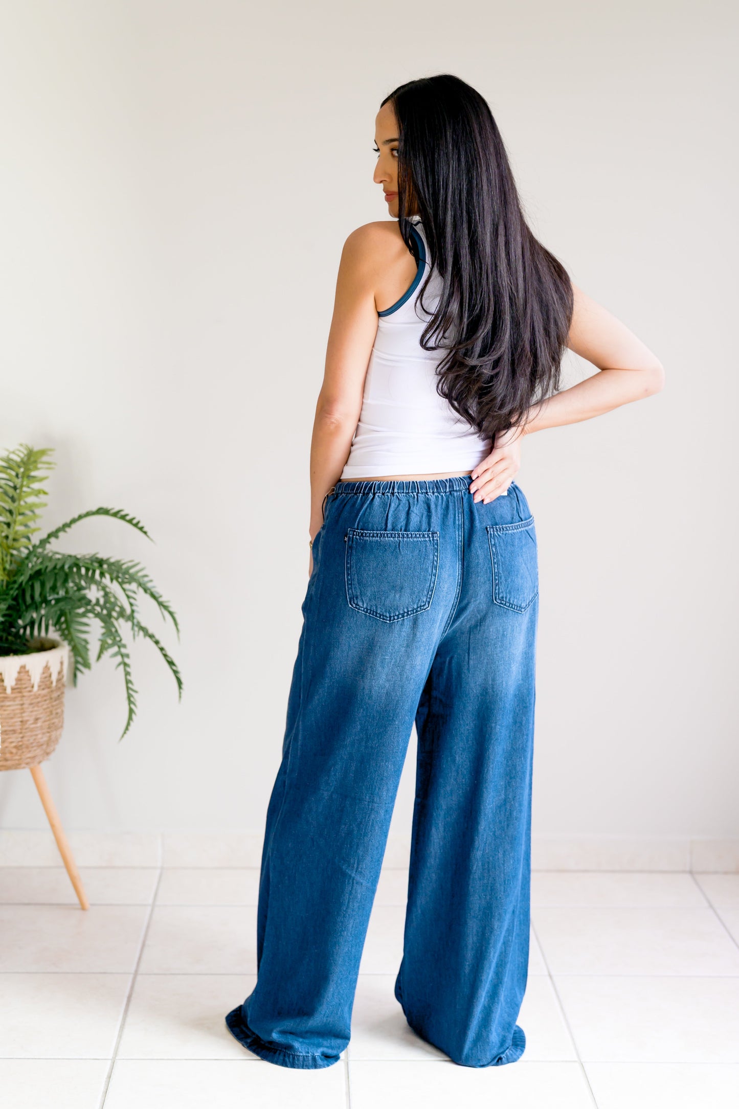 Blue Daisy Power Tank