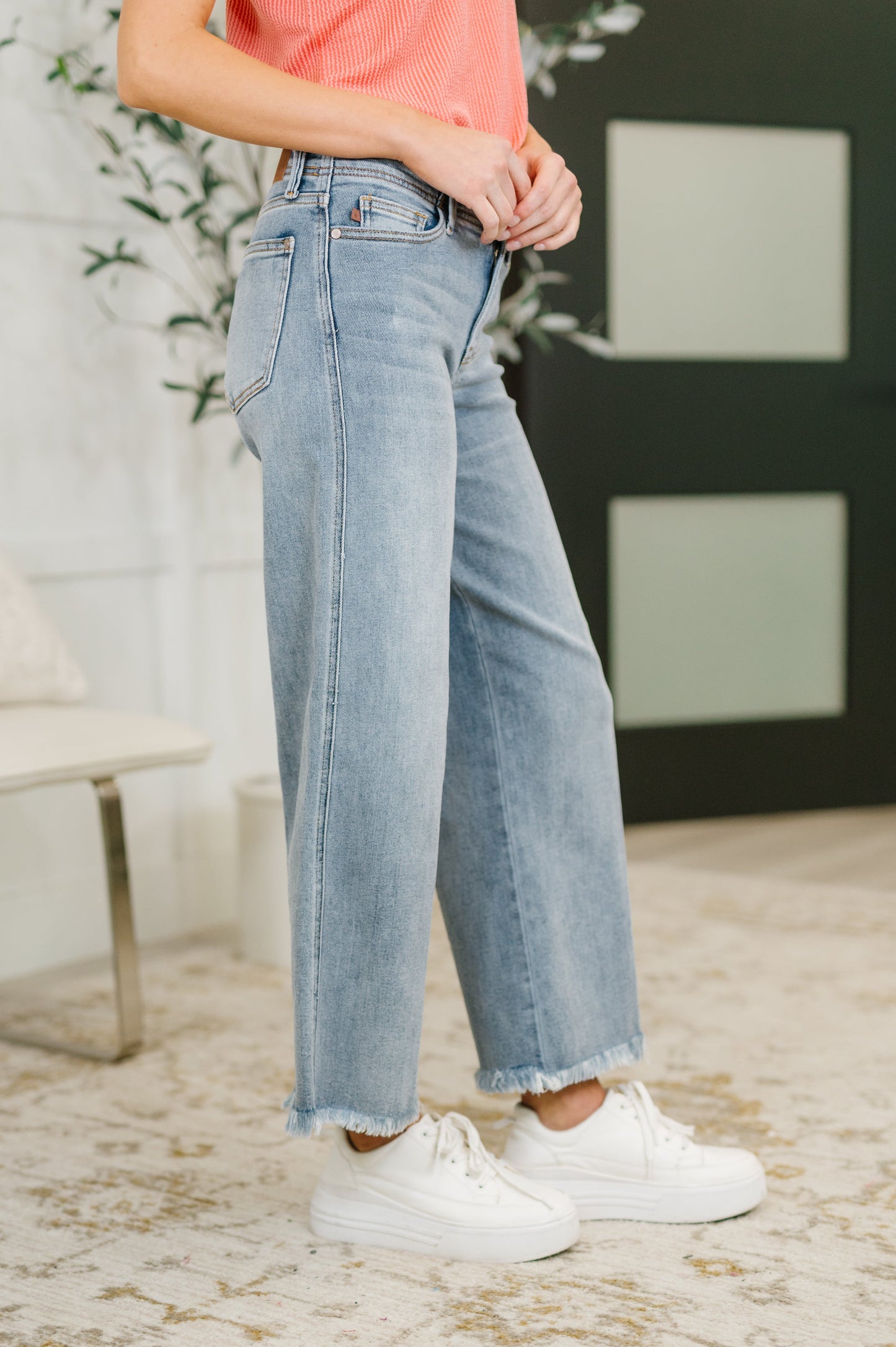 Mary Mid Rise Ankle Wide Leg  Fray Hem