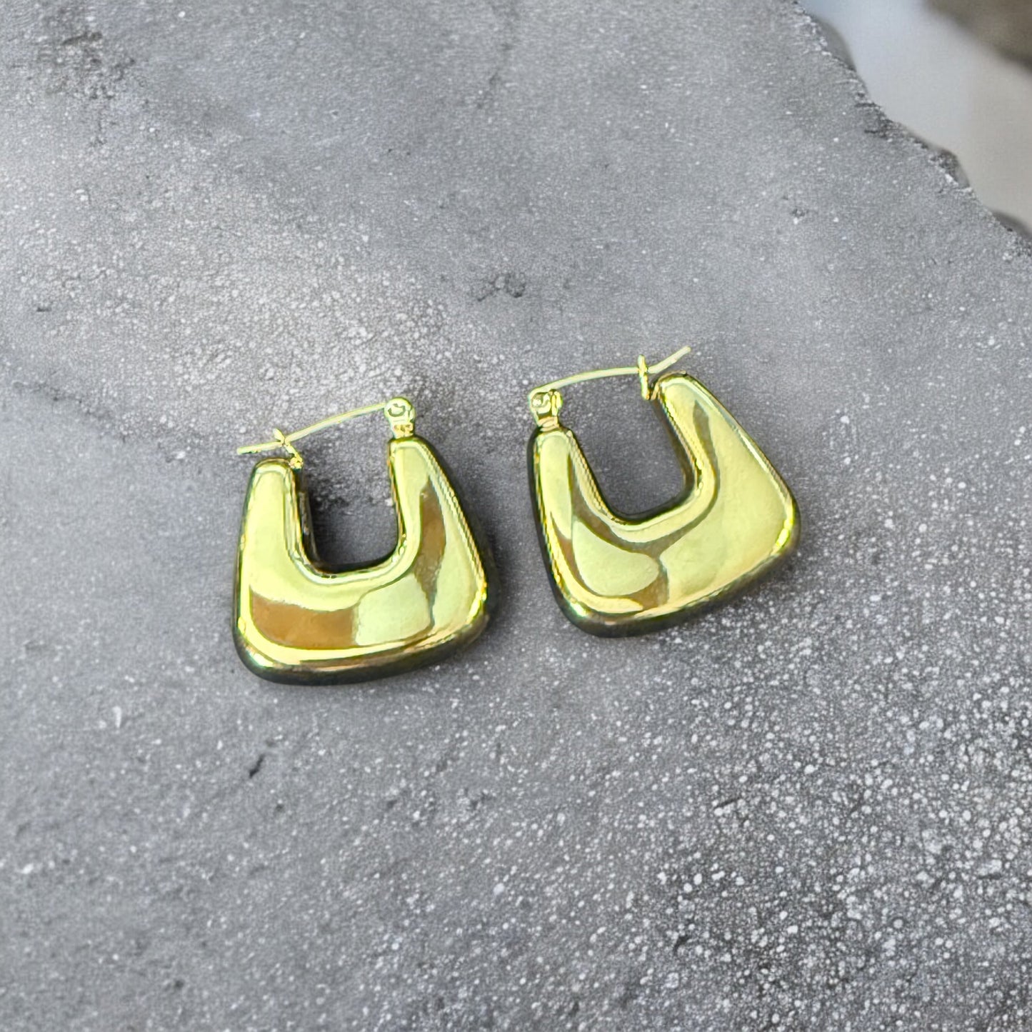 Waterproof Squared Puffy Hoop Earrings