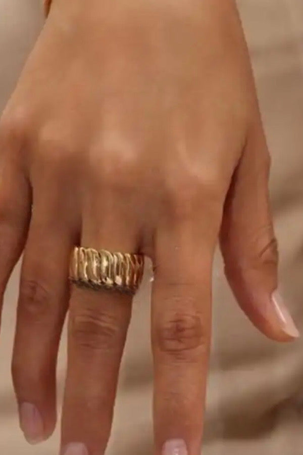 Natural Elements Chunky Gold Ribbed Ring